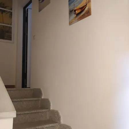 L'ancora Casa Al Mare アパート ヴァッレドーリア